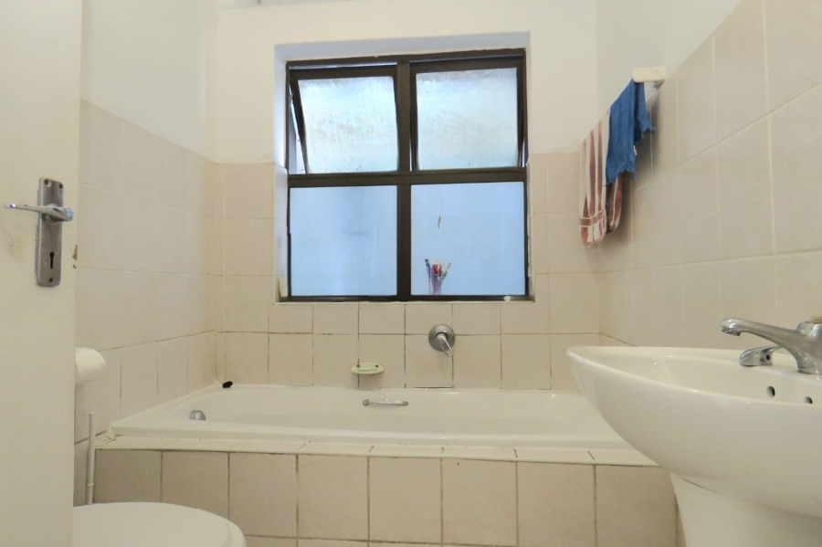 2 Bedroom Property for Sale in Parklands Western Cape
